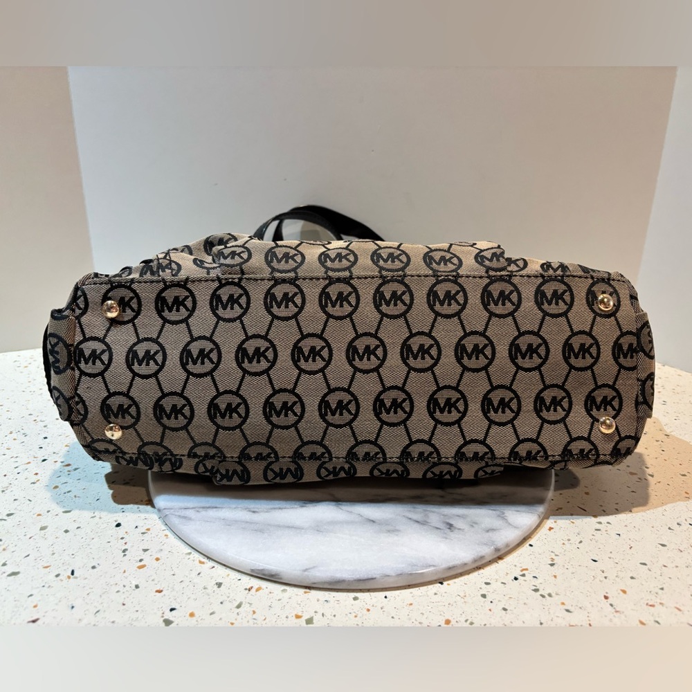 Michael Kors Monogram Satchel‎ Shoulder Handbag - Picture 6 of 15